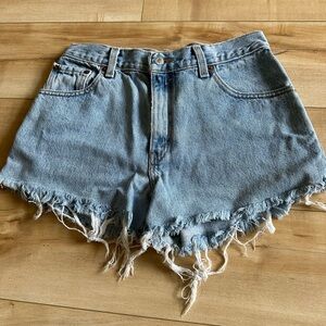 Levi’s 459 Distressed Hem Women's Shorts